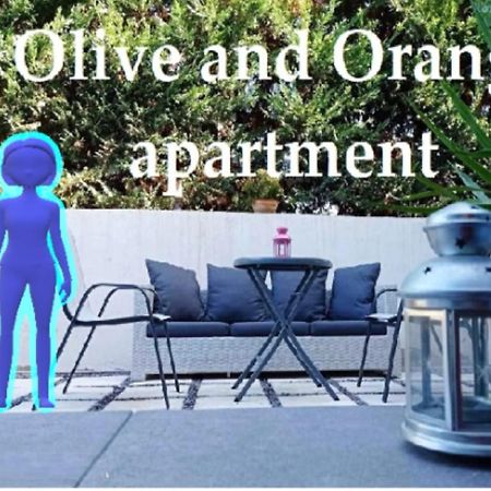 Olive And Orange Apartment Mistras Exterior foto